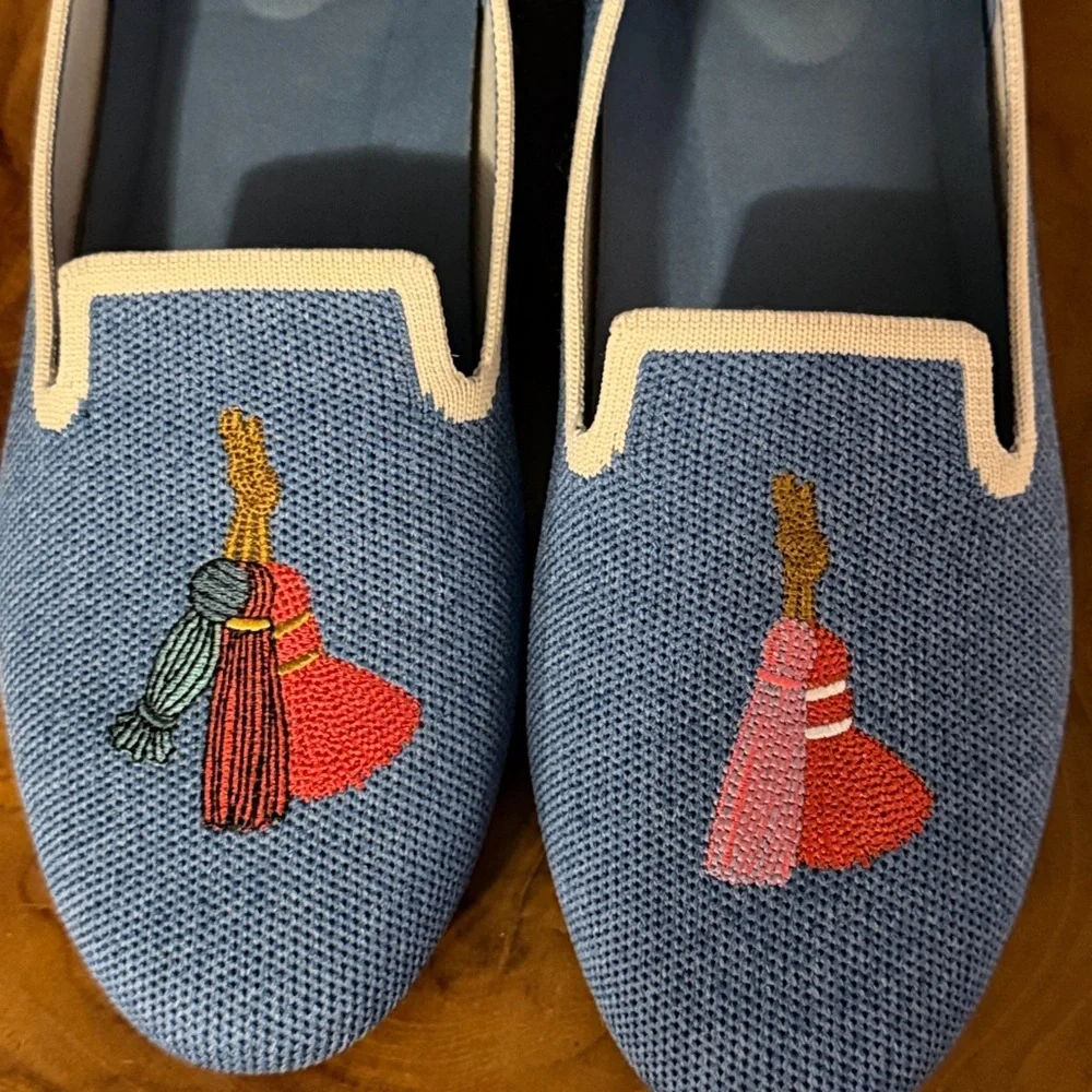 NWOT Women’s VIVAIA Audrey Round-Toe Denim Blue Tassel embroidered Loafers Sz 7